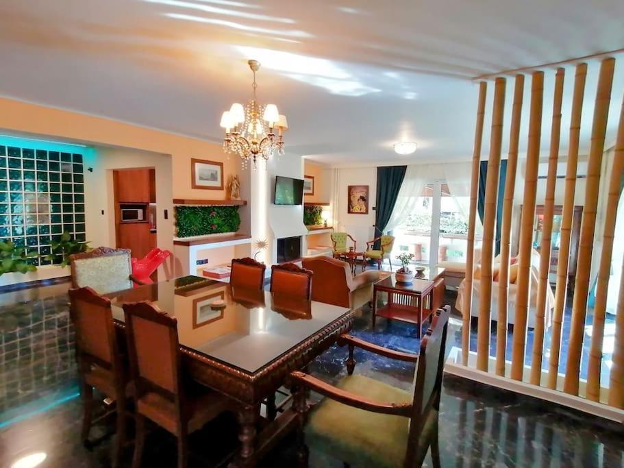 Sarakin'S Mansion Luxury Retreat Appartement Athene Buitenkant foto
